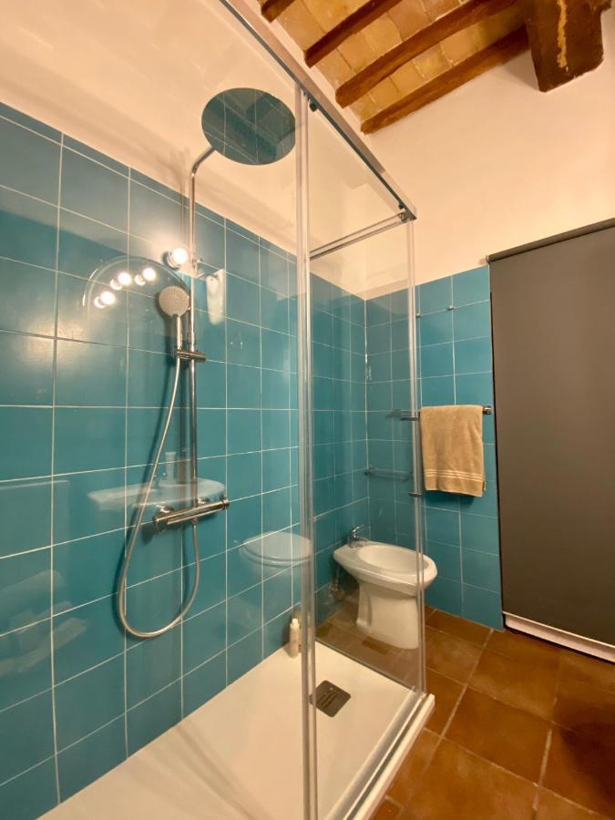Window To Bagno Vignoni Exterior foto
